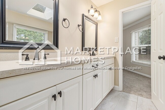 Building Photo - 95 Carolinas Way