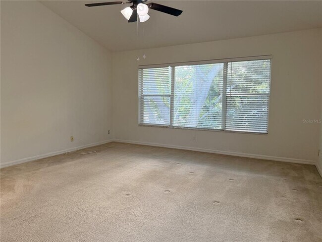 Building Photo - 4212 Bismarck Palm Dr