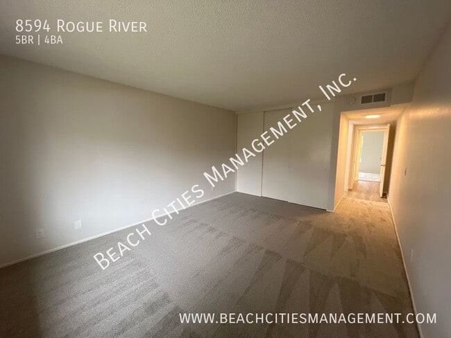 Building Photo - 8594 Rogue River Ave