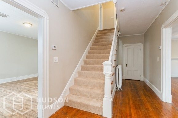 Building Photo - 113 Belcher Ave