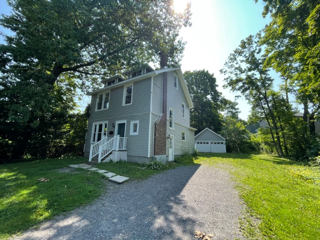 Primary Photo - 2556 Van Vranken Ave.