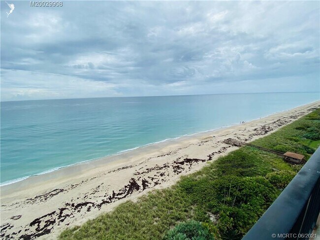 Building Photo - 9400 S Ocean Dr