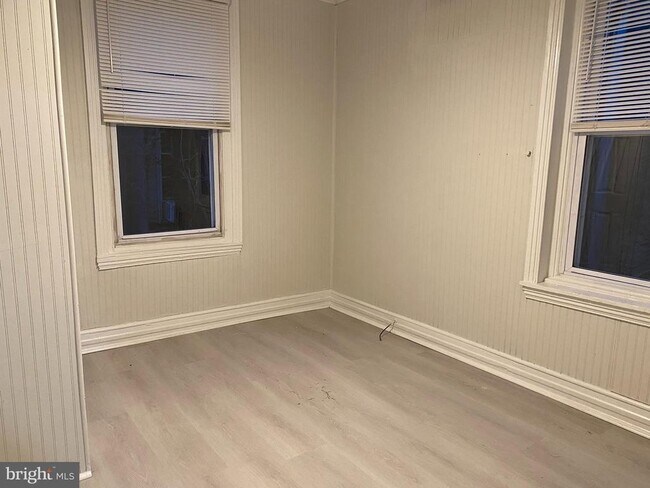 Building Photo - 1919 N Patton St