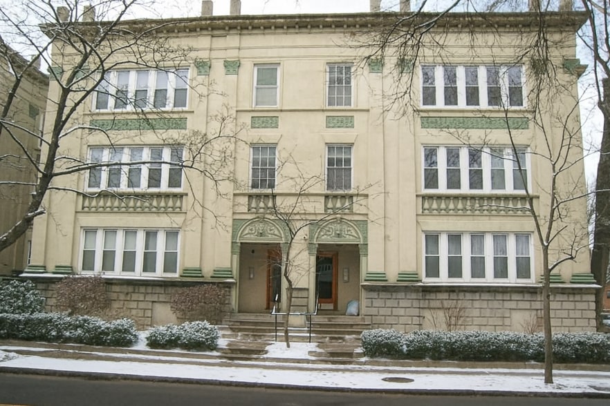 Building Photo - 54 Egmont St