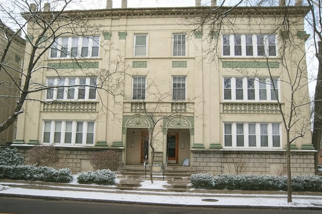 Building Photo - 54 Egmont St