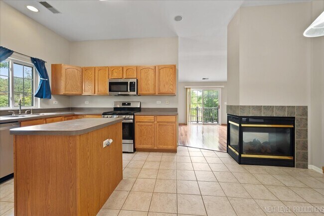 Building Photo - 2402 Wilton Ln