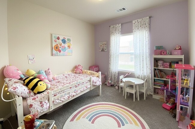 Building Photo - 30031 Willow Cove Ln