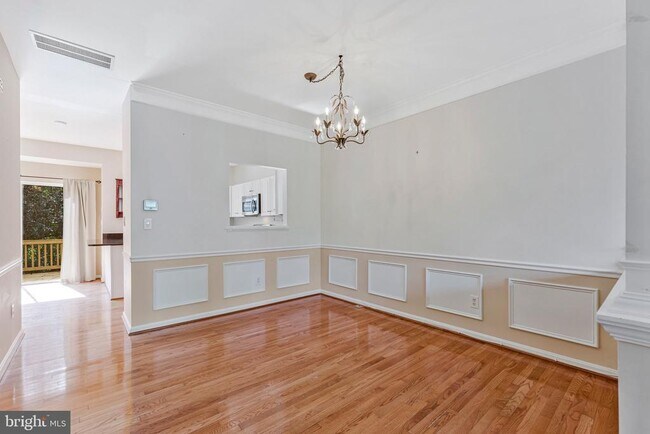 Building Photo - 45514 Baggett Terrace