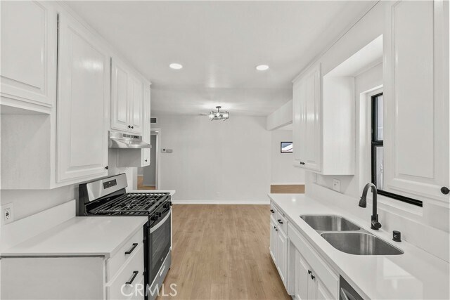 Building Photo - 44140 Lightwoods Ave