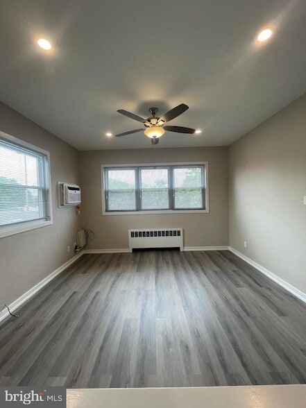 Building Photo - 217 N Black Horse Pike