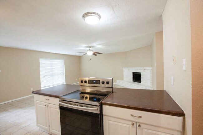 Building Photo - 5308 Gates Dr