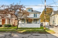 Building Photo - 314 S Pleasant St
