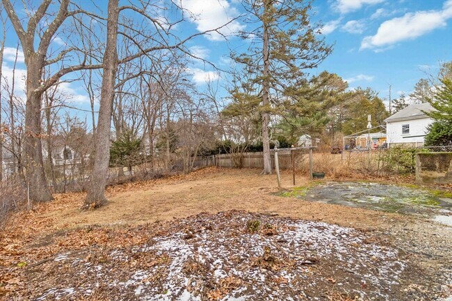 Building Photo - 58 Cutler Dr