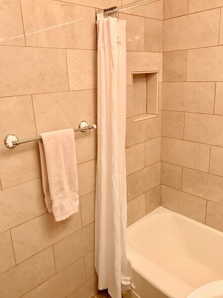 Building Photo - 17418 Califa St