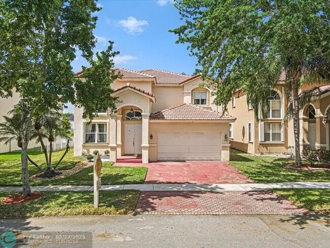 Primary Photo - 2316 SW 127th Ave
