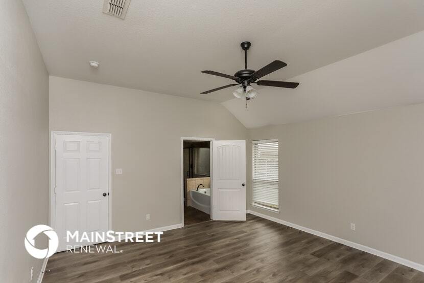 Building Photo - 208 Starlight Dr