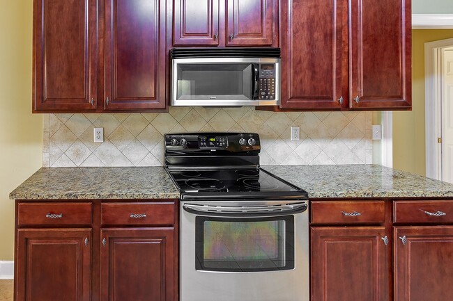 Building Photo - Home for Rent in Magnolia Estates