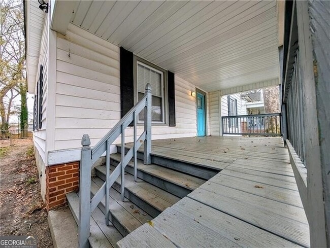 Building Photo - 1716 Thompson Ave