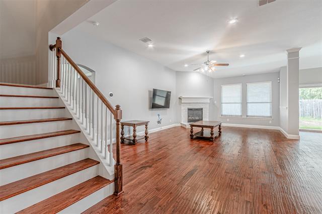 Building Photo - 2022 Highland Dr