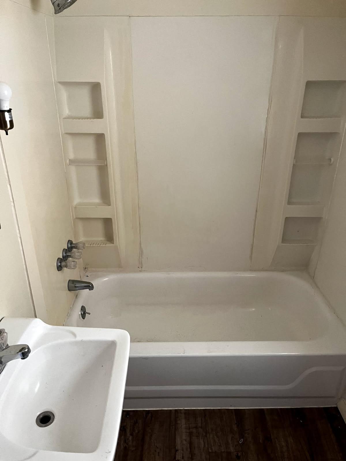 Building Photo - 708 S Santa Fe Ave