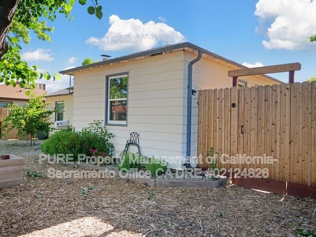 Building Photo - 4741 60th St