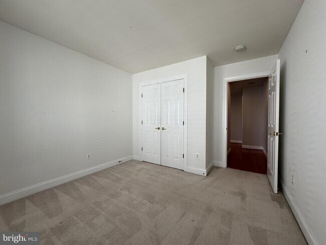 Building Photo - 13868 Piedmont Vista Dr
