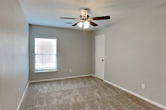 Building Photo - 4919 Cotter Lake Dr