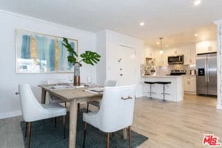 Building Photo - 847 5th St