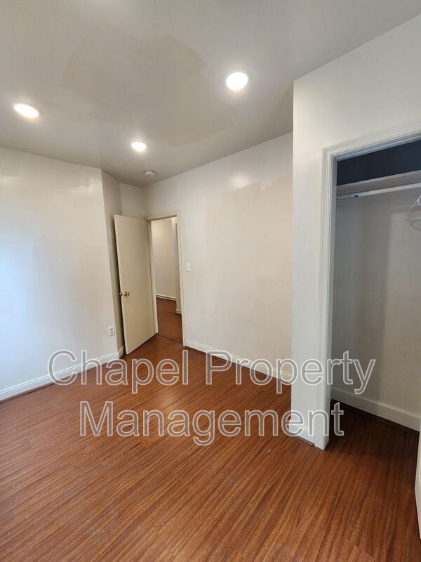 Building Photo - 830 Wynnewood Rd