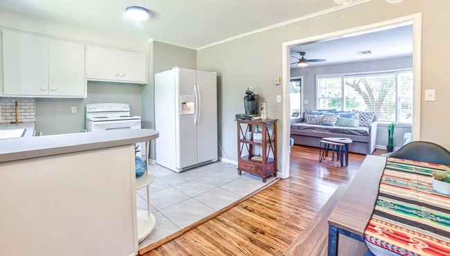 Building Photo - Beautifully Renovated Rose District Home