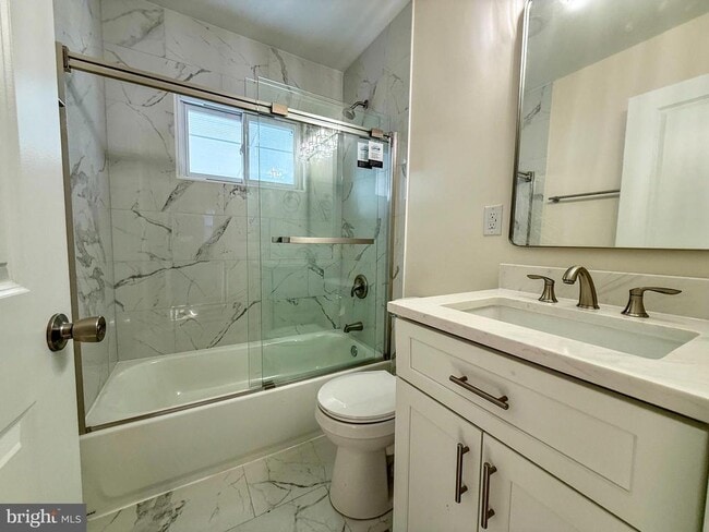 Building Photo - 504 Crisfield Rd