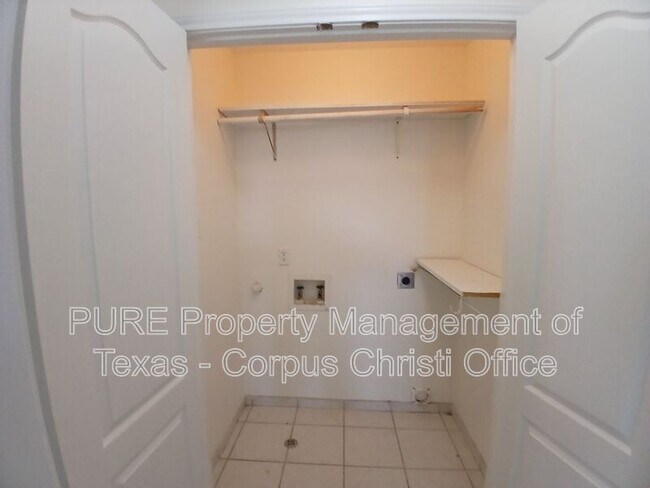 Building Photo - 14006 Fortuna Bay Dr