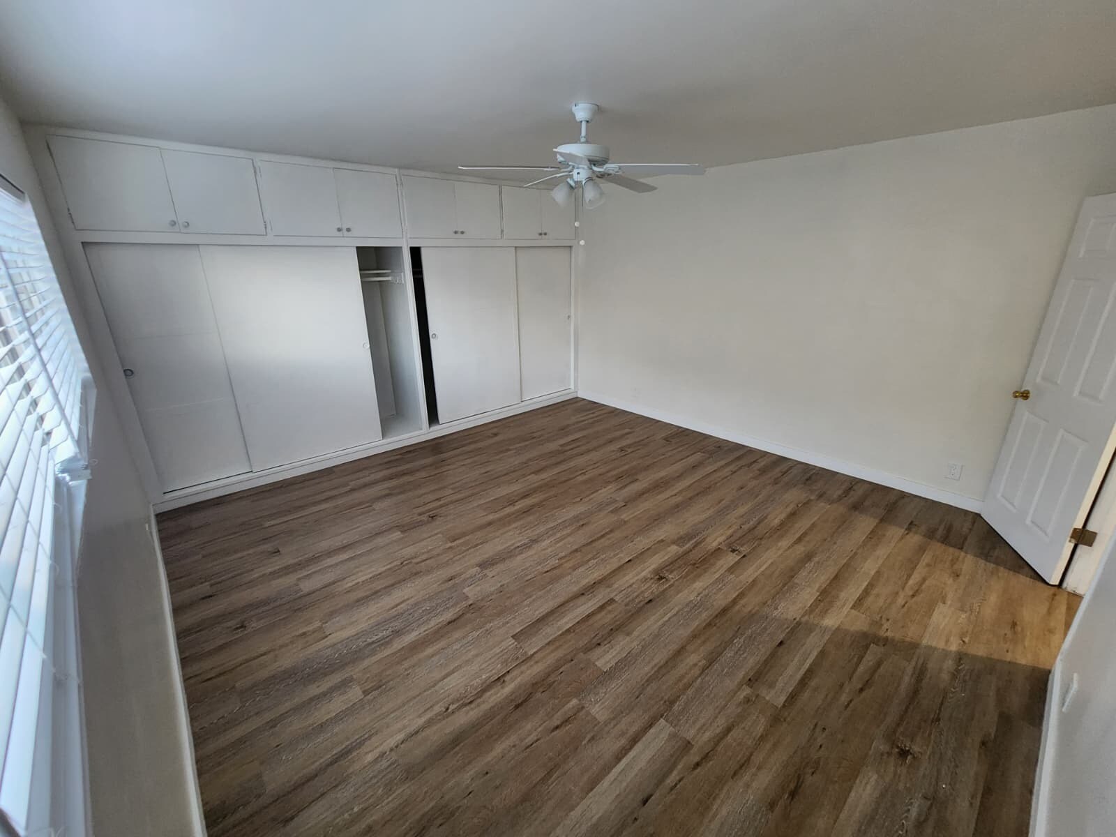 Building Photo - 1414 S Orange Grove Ave