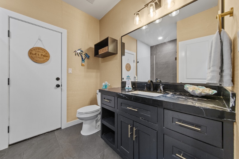 Building Photo - 112 Talon Dr