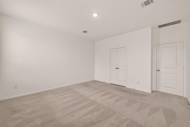 Building Photo - 3023 Ruby Rdg Dr