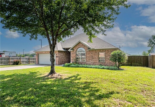 Building Photo - 126 S Angus Ln