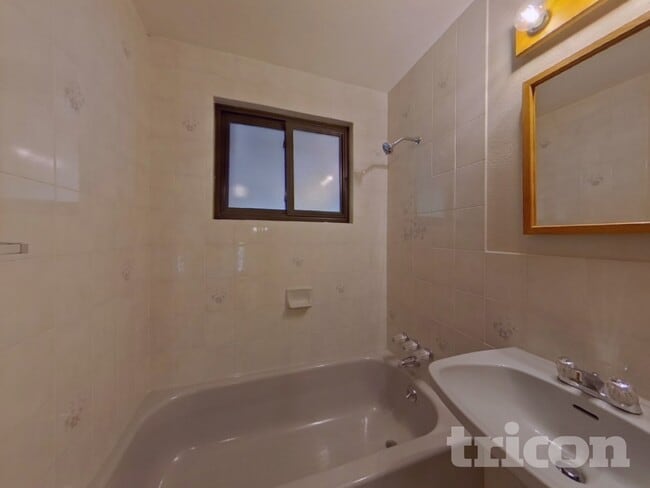 Building Photo - 4486 S Utica St