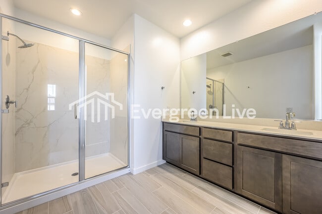 Building Photo - 9844 W Verde Ln