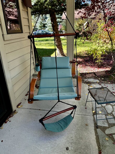 Hanging chair off sunroom - 1525 W Pinto Dr