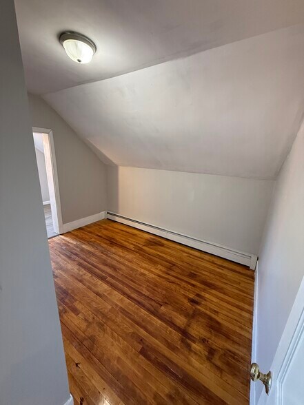 Building Photo - 4 South Harlem Street