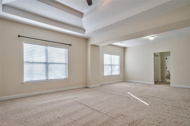 Building Photo - 5390 Breckinridge Ln