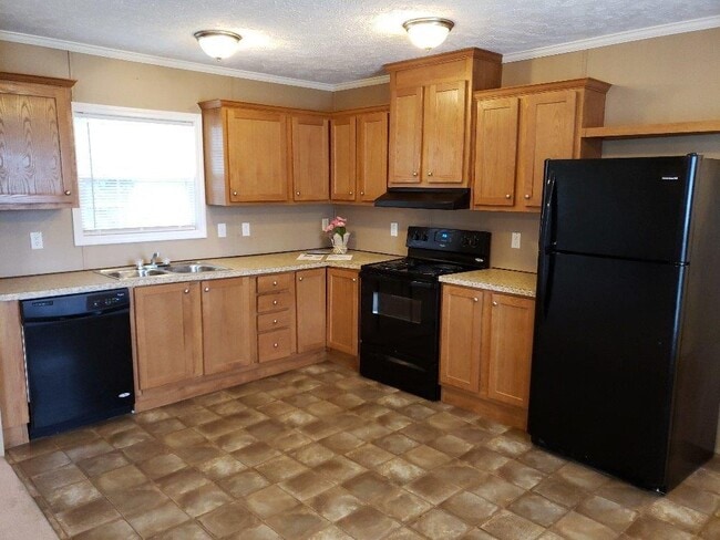 Building Photo - 84 W Sourwood Dr