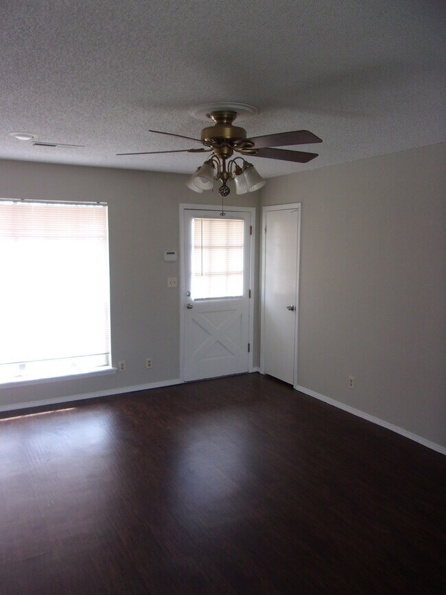 Building Photo - Call 918-921-9955 To Schedule Your Showing Now!