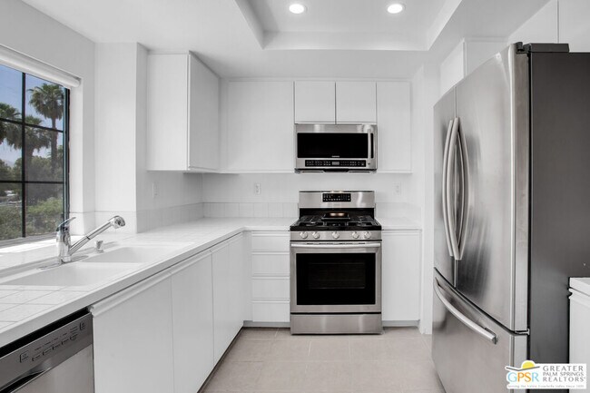 Building Photo - 34093 Calle Mora