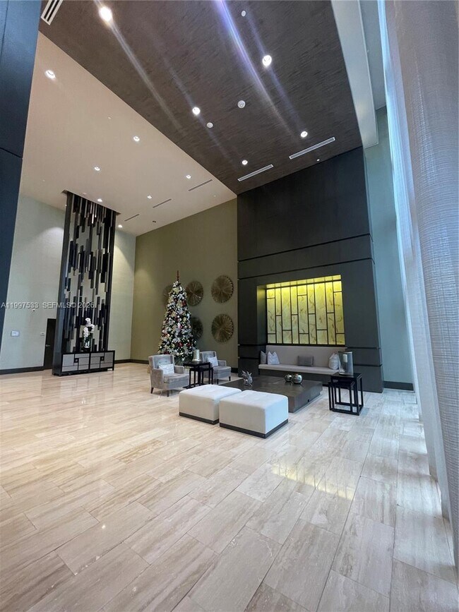 Building Photo - 5252 NW 85th Ave