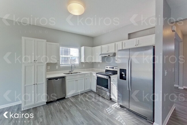 Building Photo - 18756 Weihe Ln