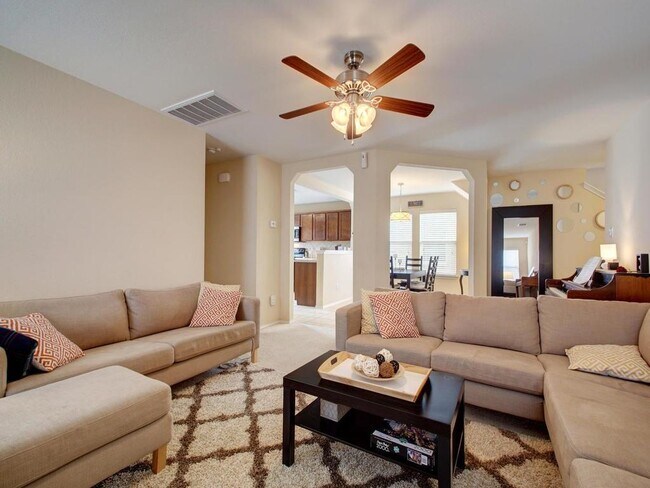 Building Photo - 3420 Bach Dr