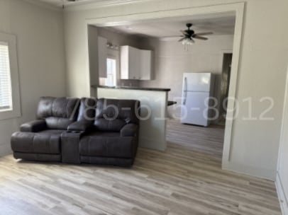 Building Photo - 836 E 10th St