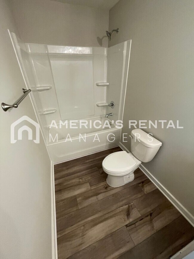 Building Photo - Home for Rent in Cullman, AL!! Available to view NOW!!! Sign a lease by 2/28 to receive HALF OFF ...