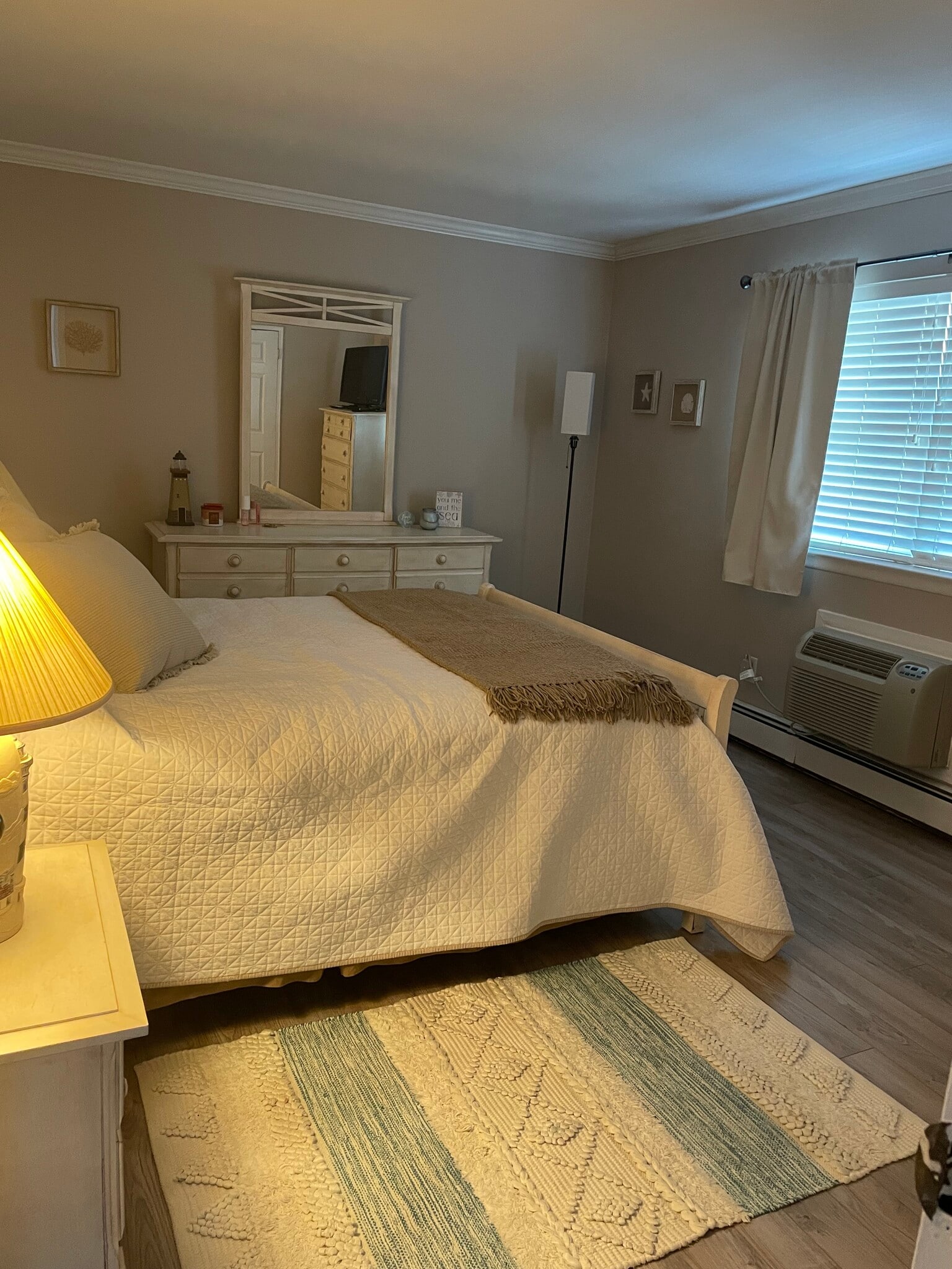 Building Photo - 103 2nd Ave